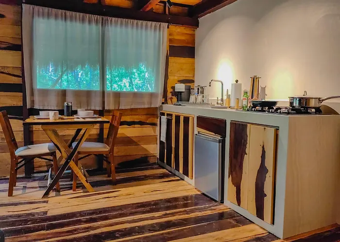 Treehouse H2ojos *