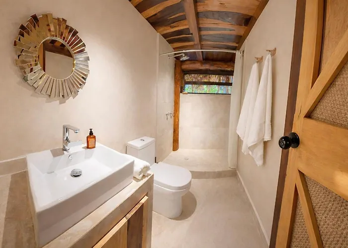 Treehouse H2ojos * Tulum